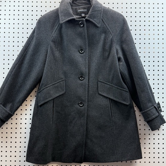 London Fog Jackets & Blazers - London Fog Women's Black Wool Blend Pea Coat Size Medium